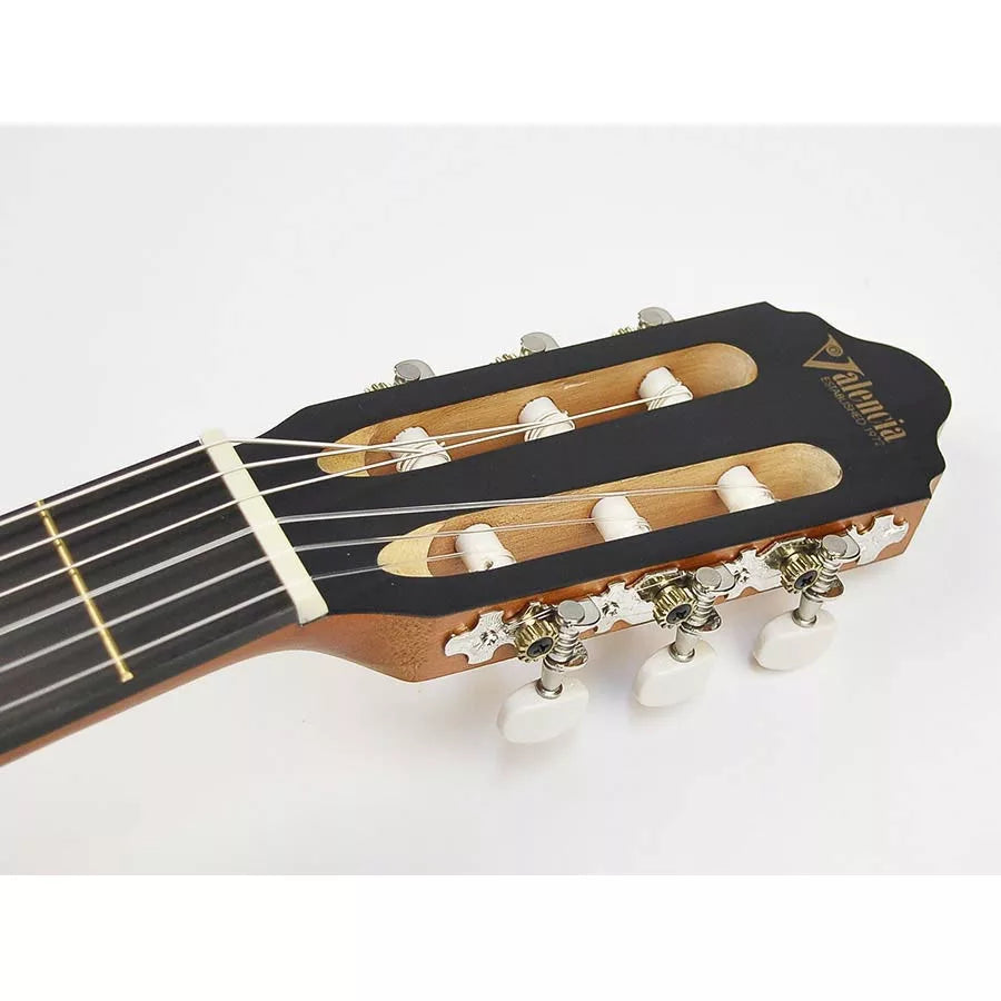 Valencia VC204 Basic3 Klasszikus gitár szett 4/4, natúr, Hangszer beállítással