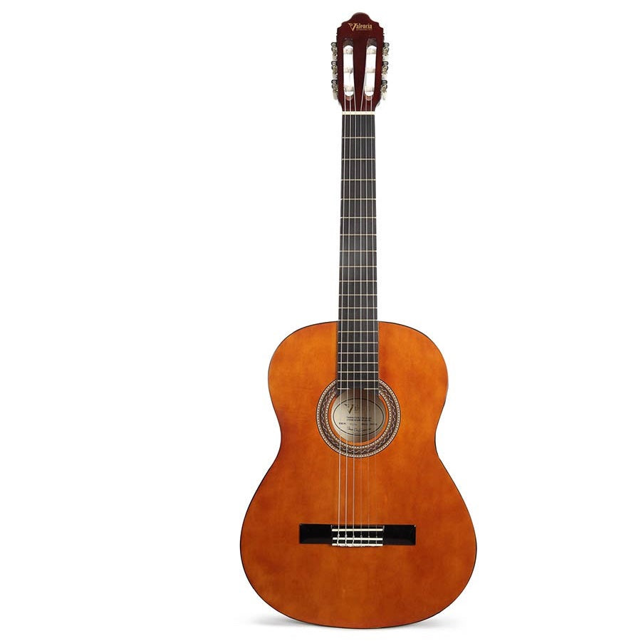 Valencia VC104K 4/4 Klasszikus gitár szett, Natúr Fényes, Hangszer beállítással