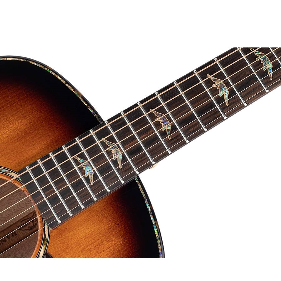 Bromo BAN8EVS Mini jumbo akusztikus gitár, 6-húros, puhatokkal