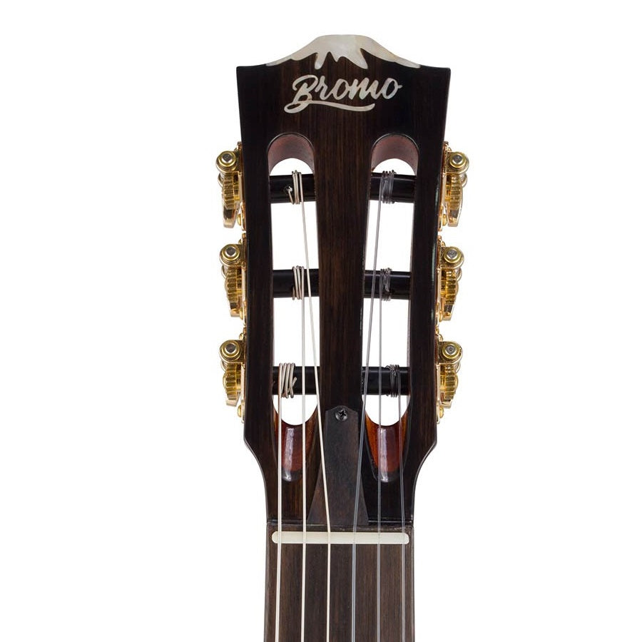 Bromo BEN2C Elektromos-akusztikus nylon hollow body gitár, 6 húros, keménytokos