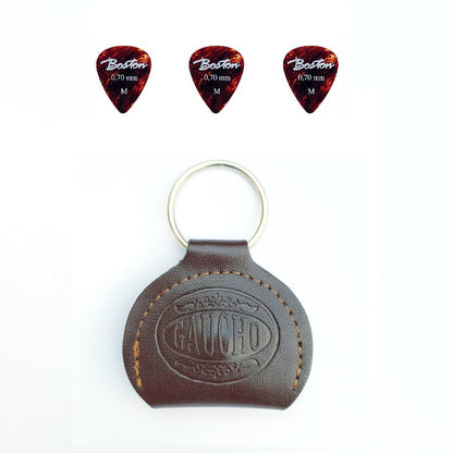 TurboVoice KR85 bőr gitárpengető tartó kulcstartó, 3 darab pengetővel