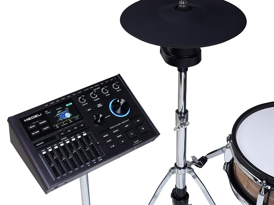 Medeli MZ928 elektronikus dobkészlet, hálóbőrös fadobok, 20" lábdob, 906 hang, Bluetooth
