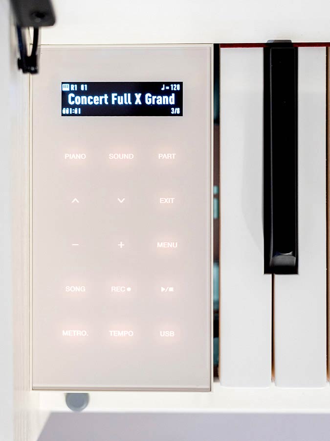 Medeli UP605WH digitális zongora, 88 fa G3PW kalapácsmechanikás billentyű, 256 hangos polifónia, Bluetooth, fehér szatén